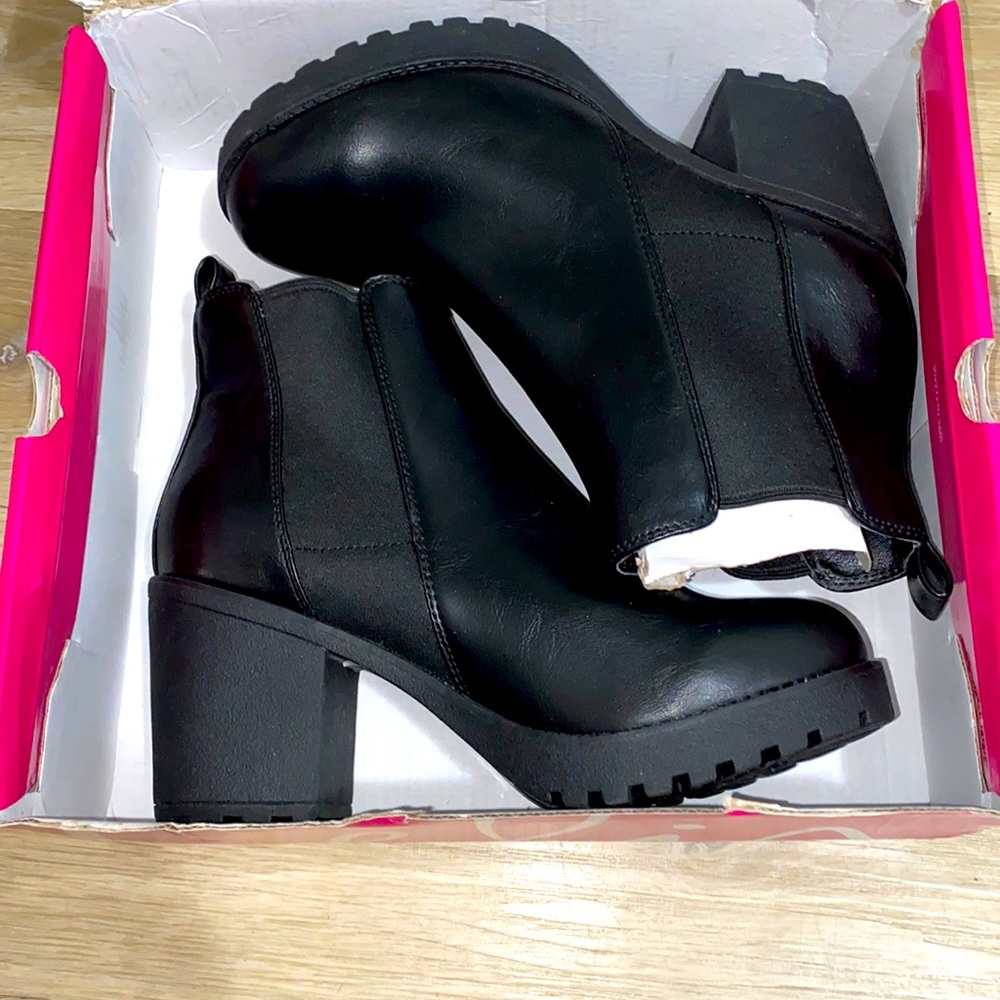 Black ankle boots